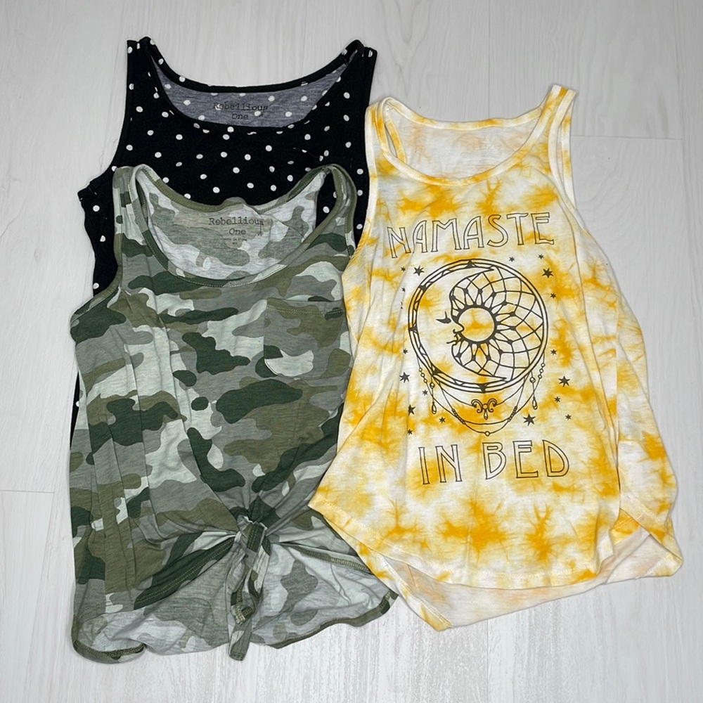 3pcs t-shirt sleevesless girls size xs